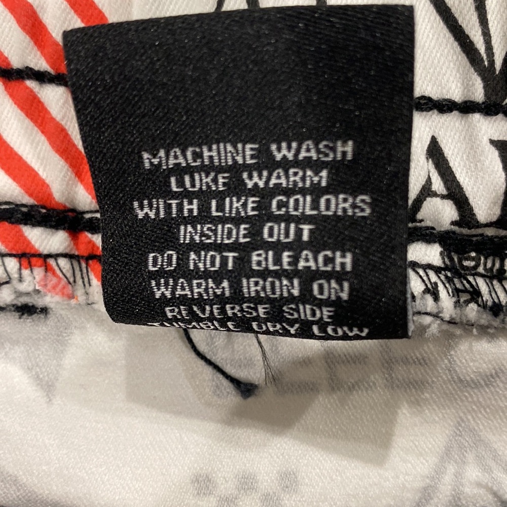 New VIP Jeans - Picture 9 of 9